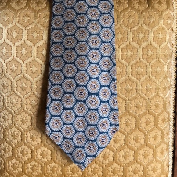 Burberrys Men's Vintage 100% Silk Tie - Picture 2 of 7